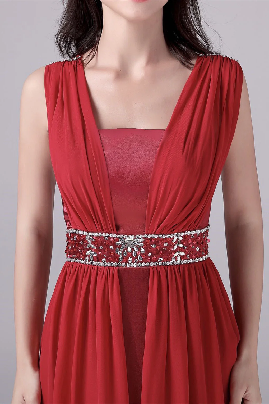 A-line court train sleeveless halter backless mother's dress - Image 5