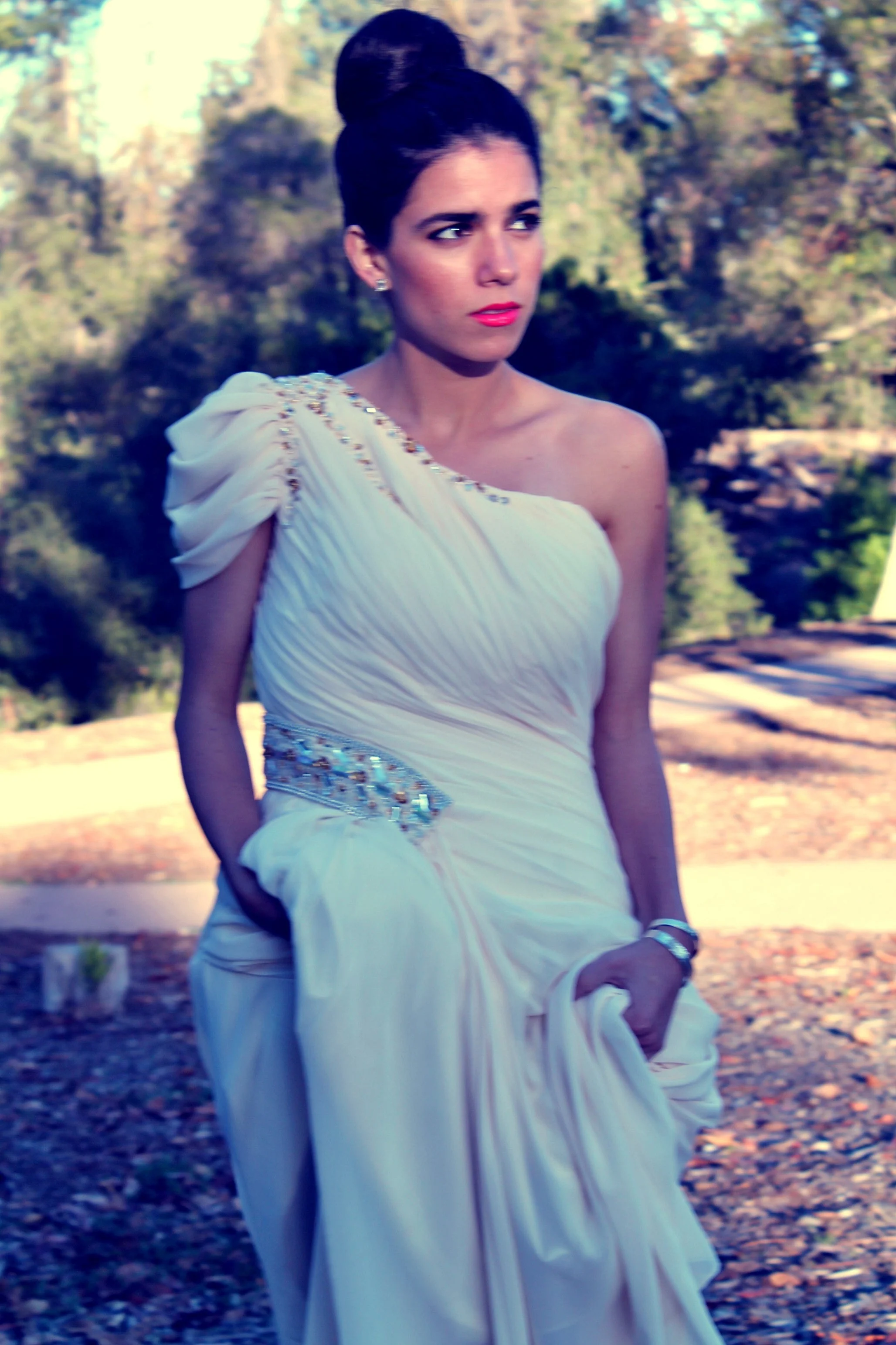 A-line One-shoulder Floor Length Chiffon Beaded Short Sleeve Prom Dress - Image 5