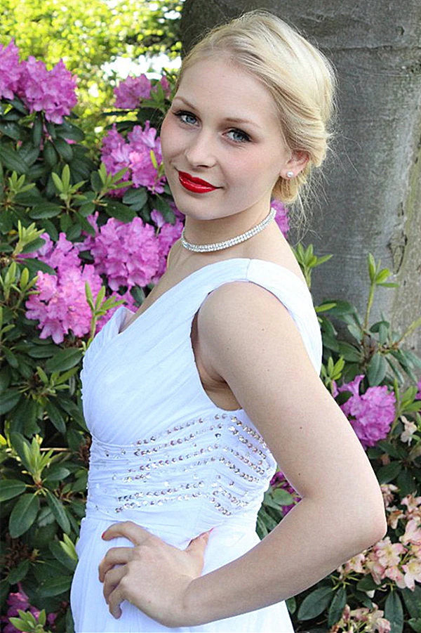 A-line One-shoulder Floor Length Chiffon Front Slit Rhinestone Prom Dress - Image 5