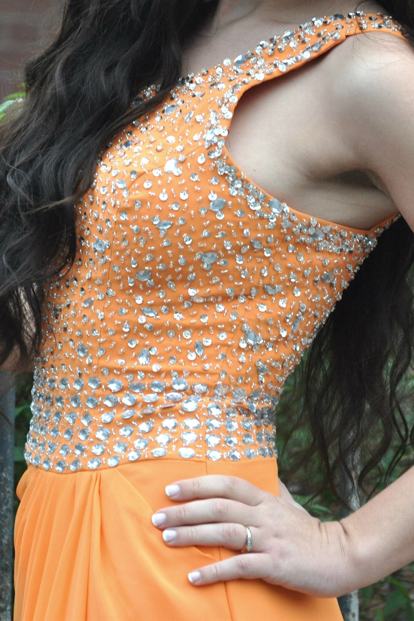 A-line One-shoulder Floor Length Chiffon Rhinestone Prom Dress - Image 4