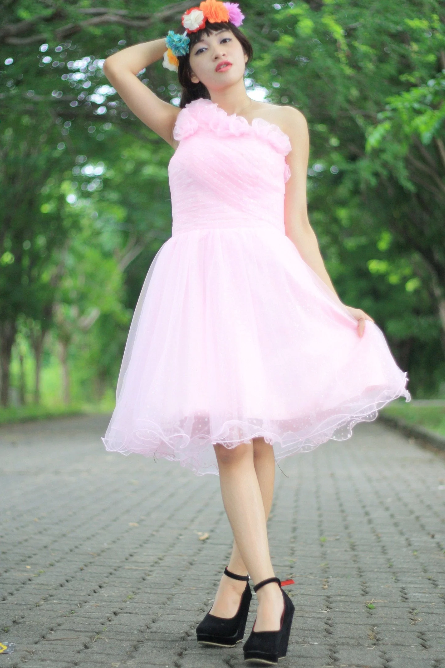 A-line One-shoulder Knee Length Tulle Handmade Flower Homecoming Dress - Image 7