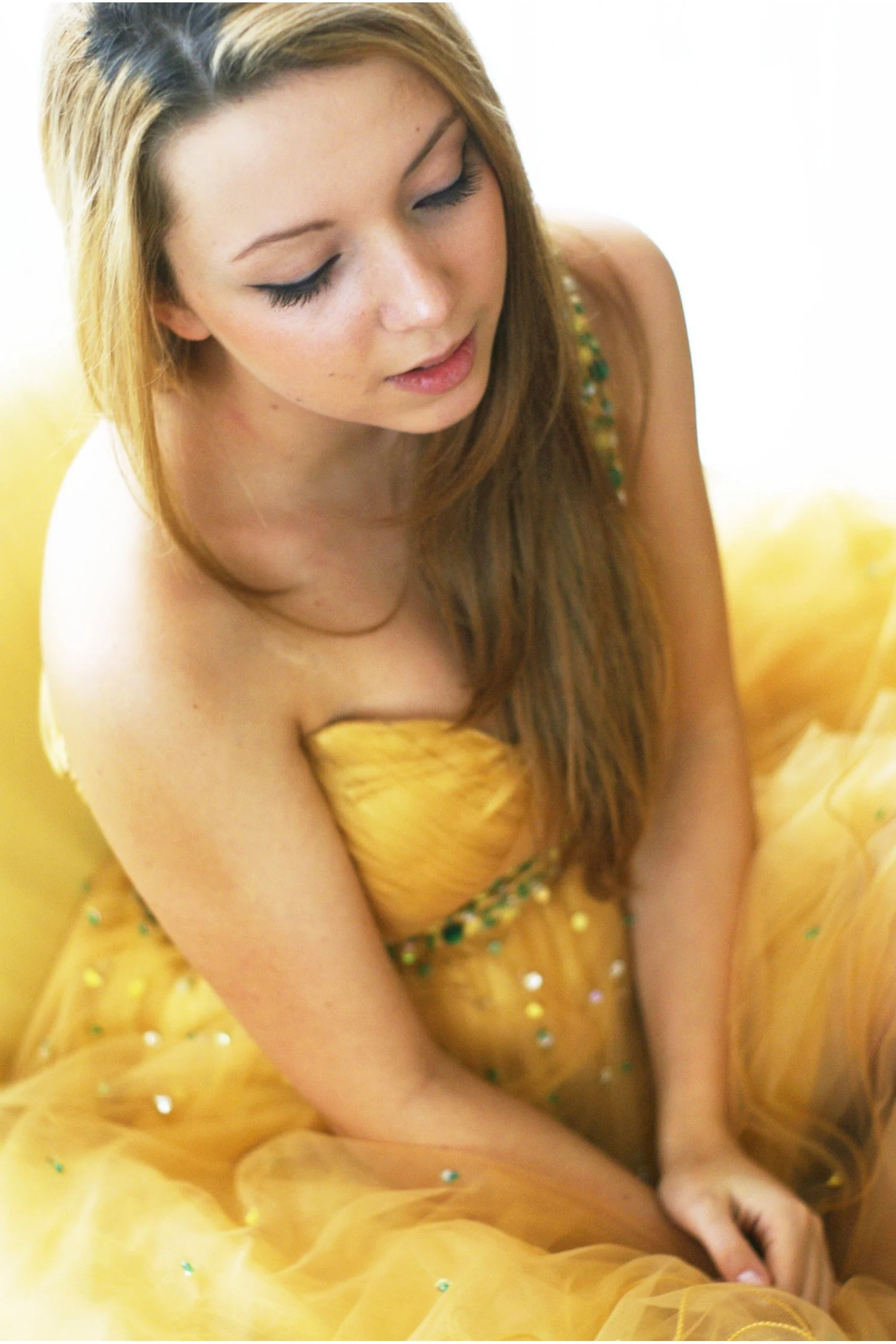 A-line One-shoulder Knee Length Tulle Rhinestone Prom Dress - Image 8