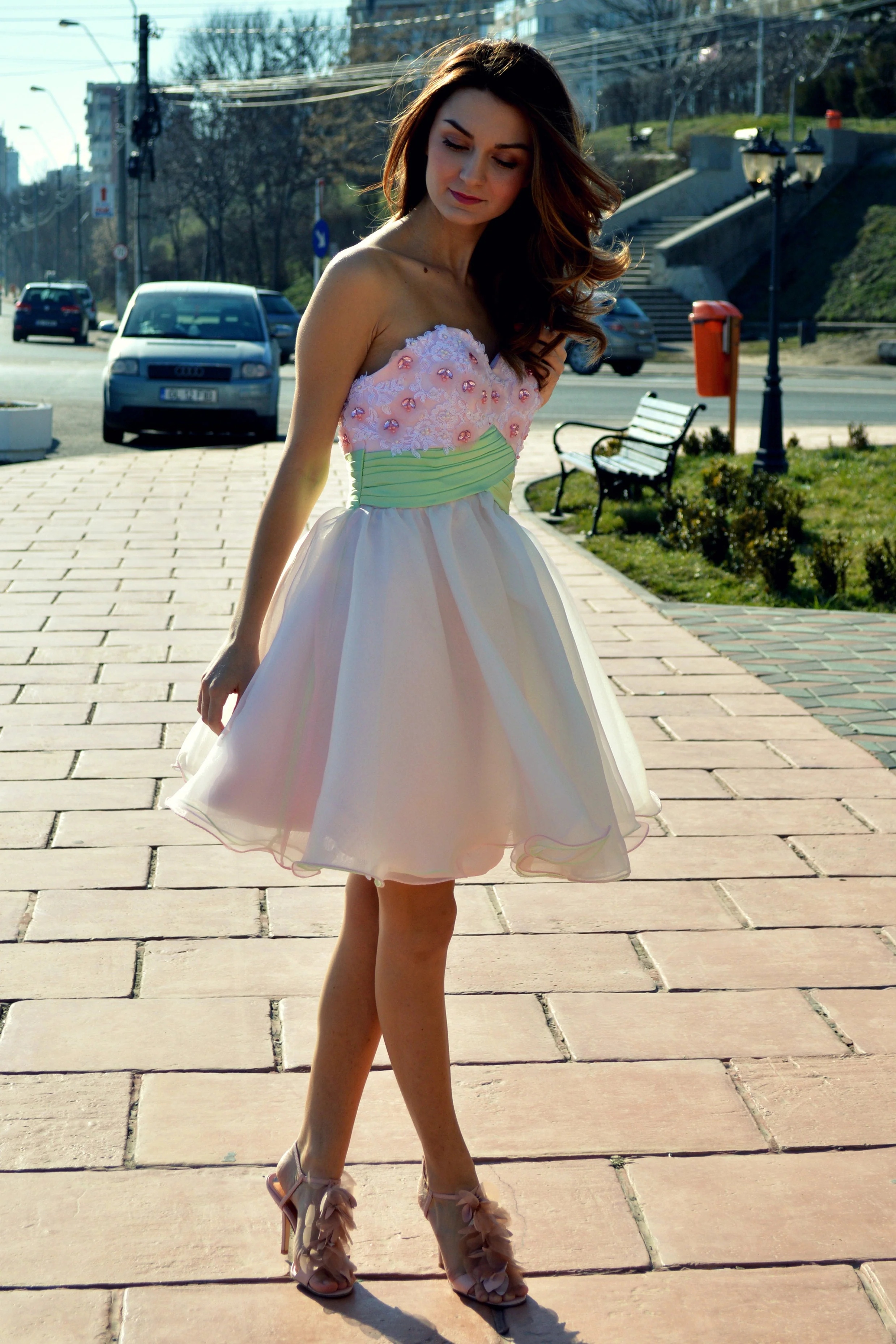 A-line One-shoulder Sweetheart Knee Length Tulle Rhinestone Homecoming Dress - Image 6