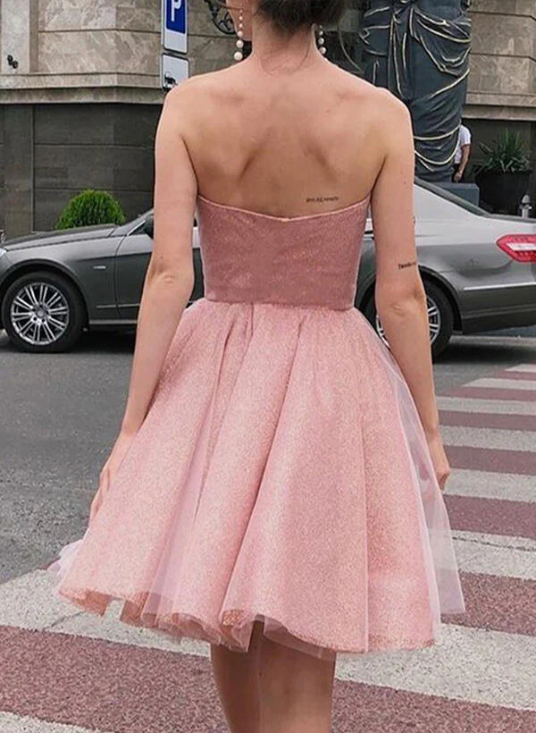 A-Line/Princess Sleeveless Knee-Length Strapless Tulle Homecoming Dress With Pleated - Image 3