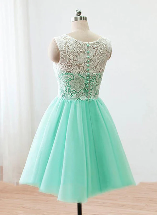 A-Line/Princess Sleeveless Scoop Neck Short/Mini Tulle Homecoming Dress With Lace - Image 2