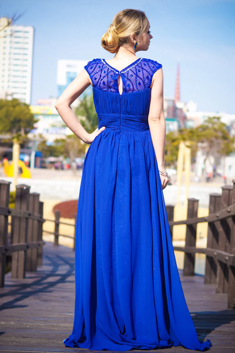 A-line Round Collar Floor Length Chiffon Rhinestone Evening Dress - Image 2