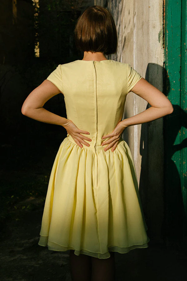 A-line Small Round Collar Knee Length Chiffon Bridesmaid Dress - Image 2