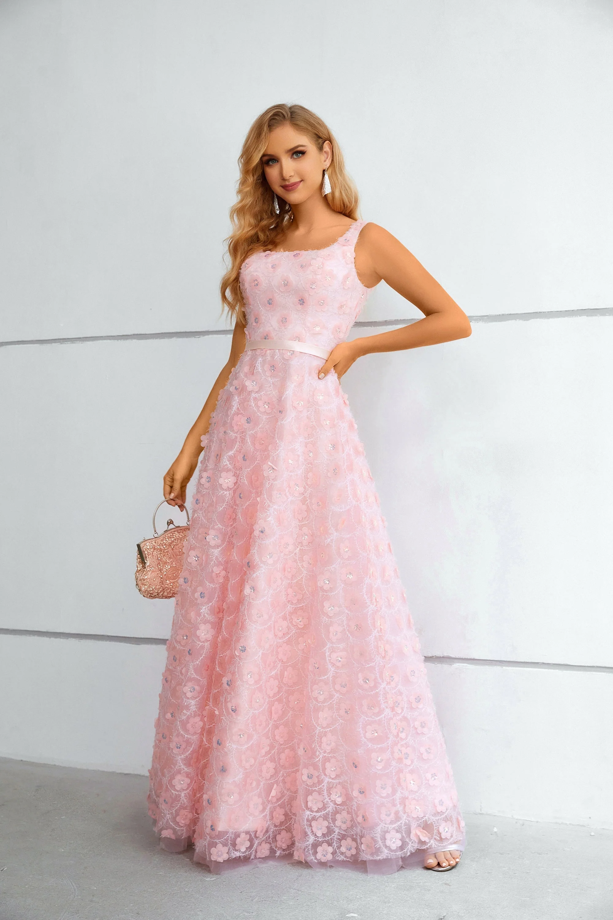 A-line Square Lace Applique Floor-length Sleeveless Backless Prom Dress - Image 5