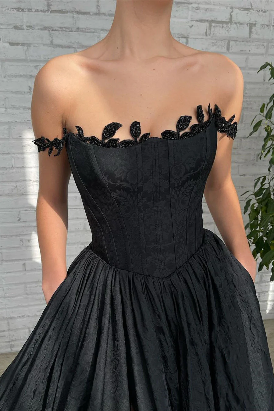 A-line Strapless Applique Off-the-shoulder Floor-length High Split Prom Dress - Image 3
