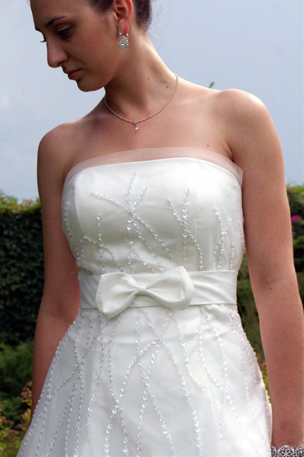 A-line Strapless Floor Length Tulle Applique Beaded Bow Wedding Dress - Image 3