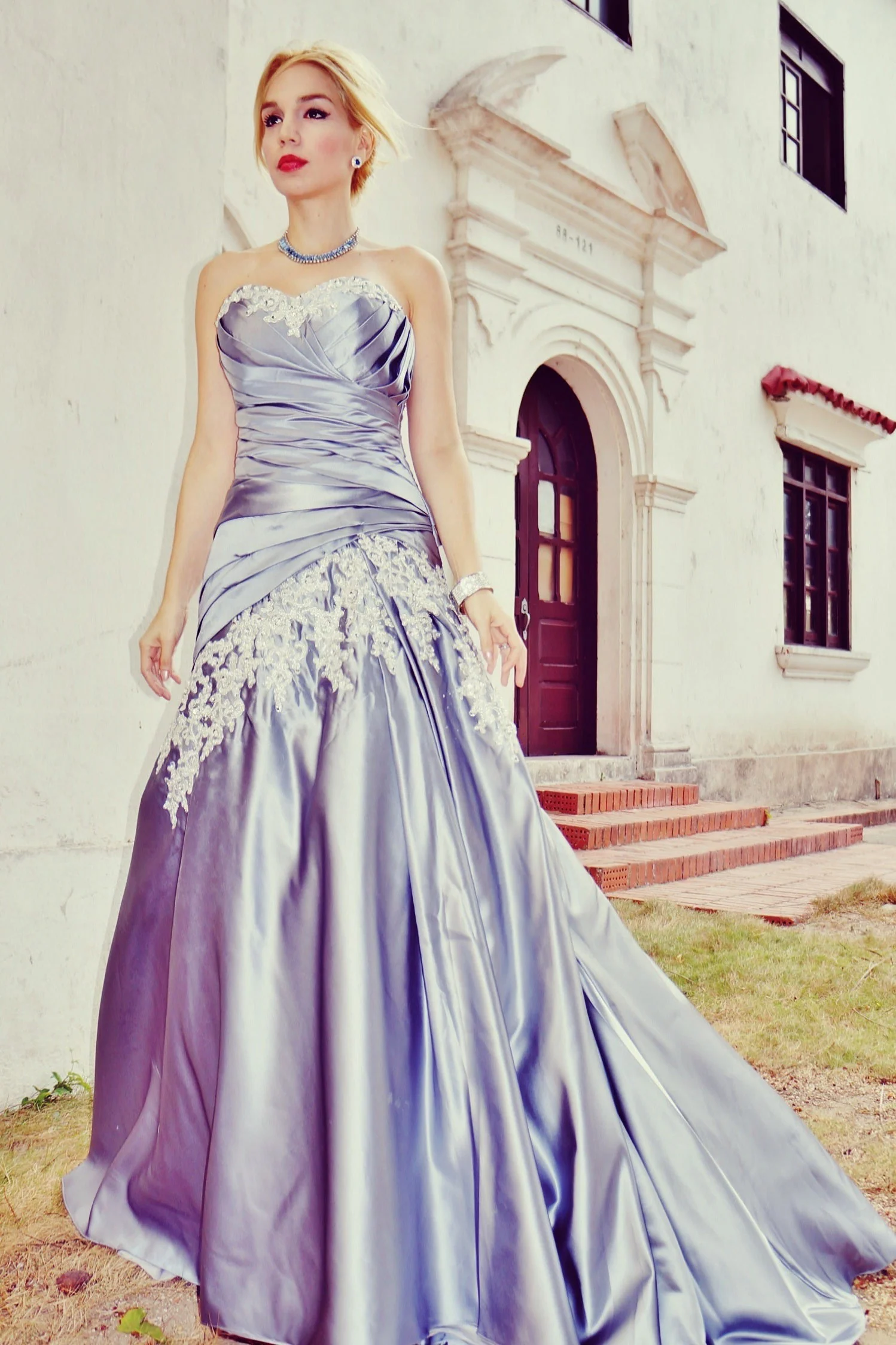 A-line Sweetheart Floor Length Charmuse Applique Lace Evening Dress - Image 10