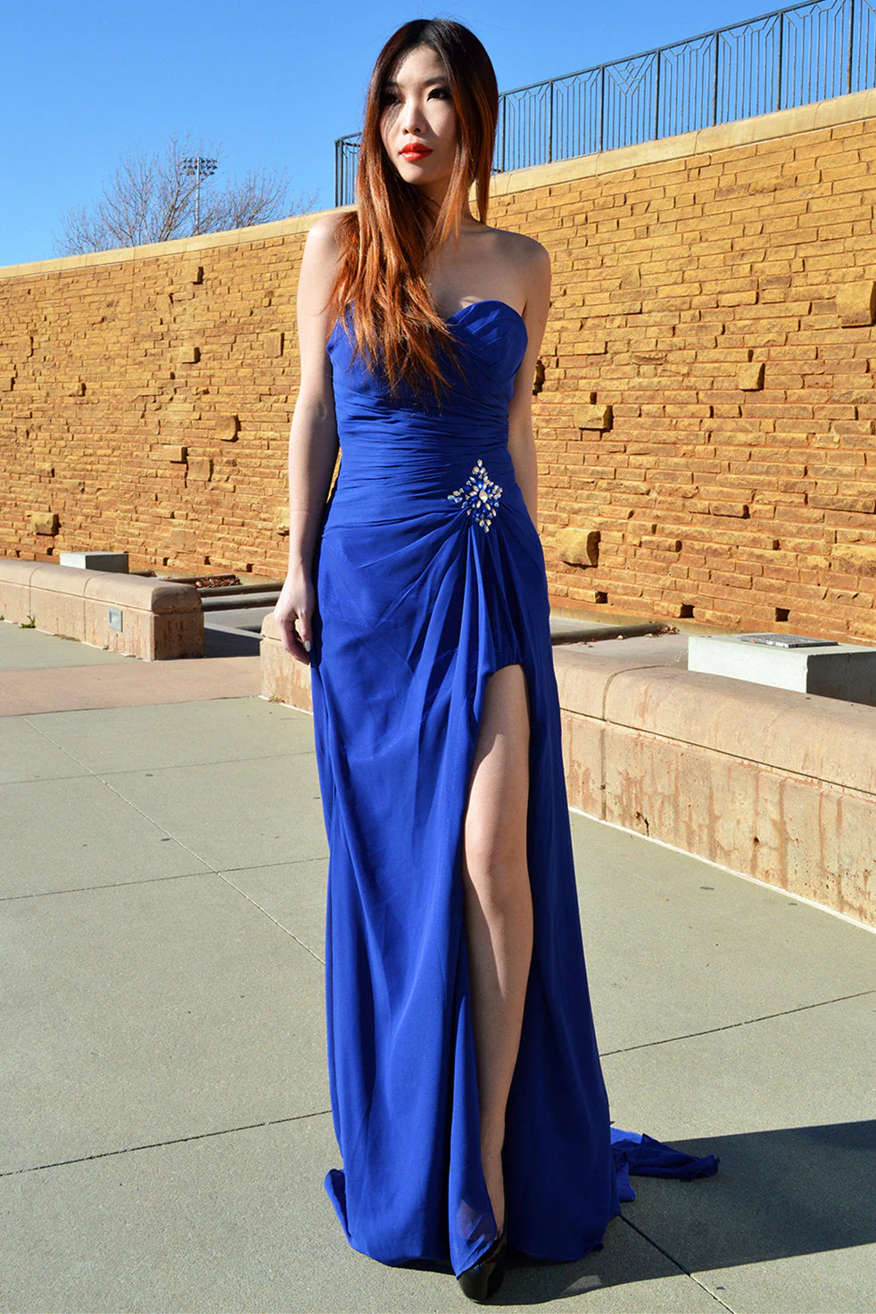 A-line Sweetheart Floor Length Chiffon Front Slit Rhinestone Prom Dress - Image 4