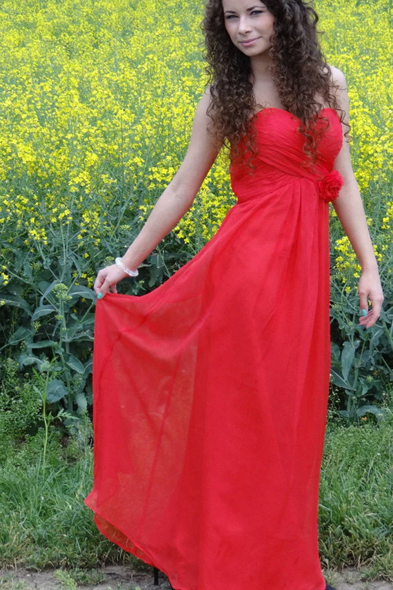 A-line Sweetheart Floor Length Chiffon Handmade Flower Prom Dress - Image 4
