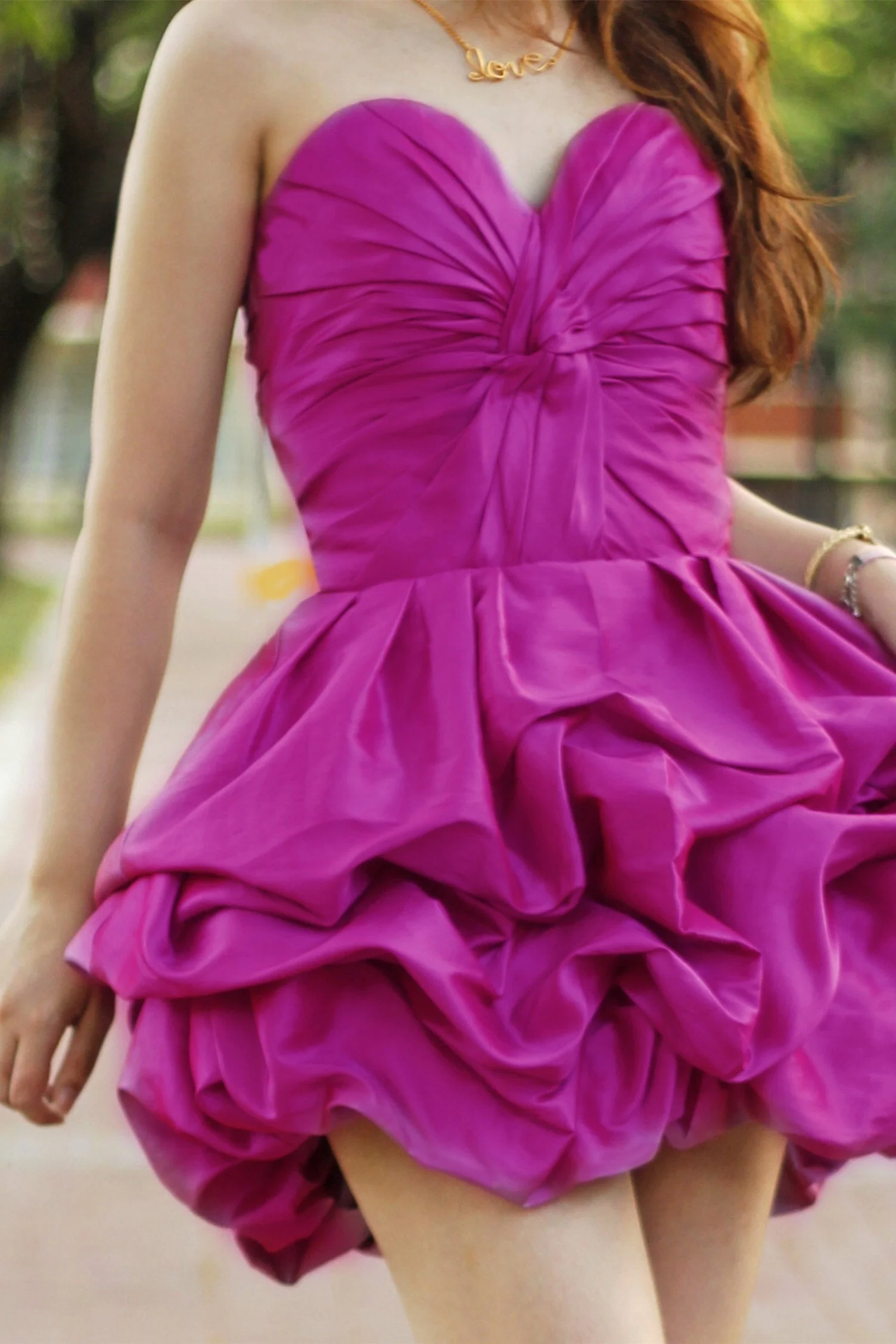 A-line Sweetheart Knee Length Charmuse Paillette Homecoming Dress - Image 5