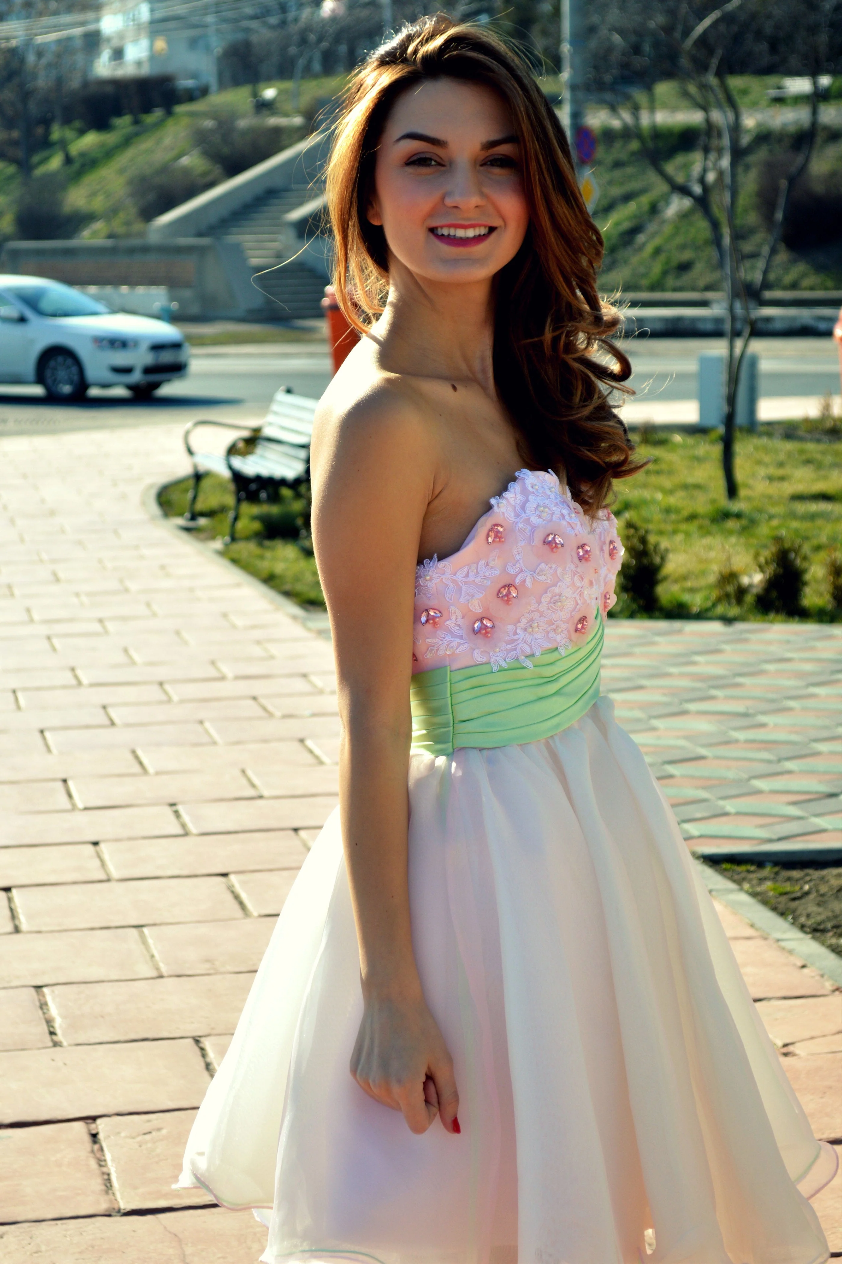 A-line Sweetheart Knee Length Tulle Beading Homecoming Dress - Image 5