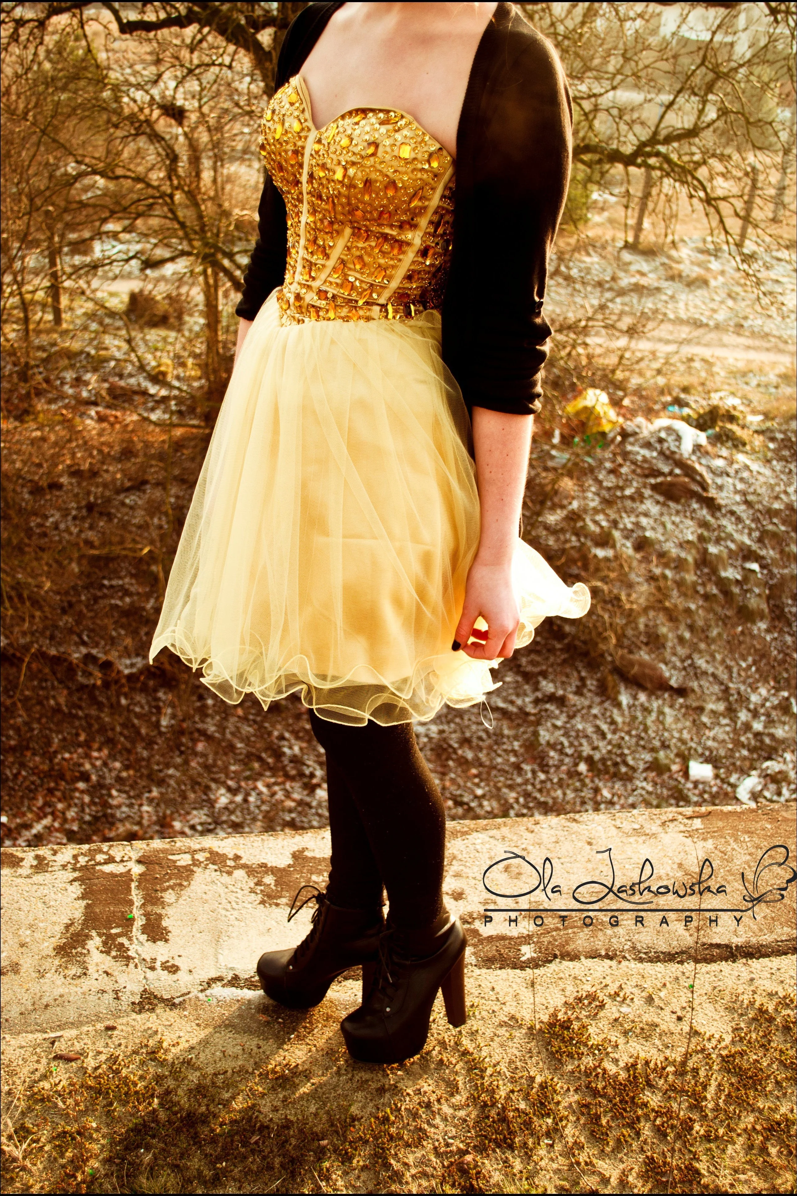 A-line Sweetheart Knee Length Tulle Rhinestone Homecoming Dress - Image 10