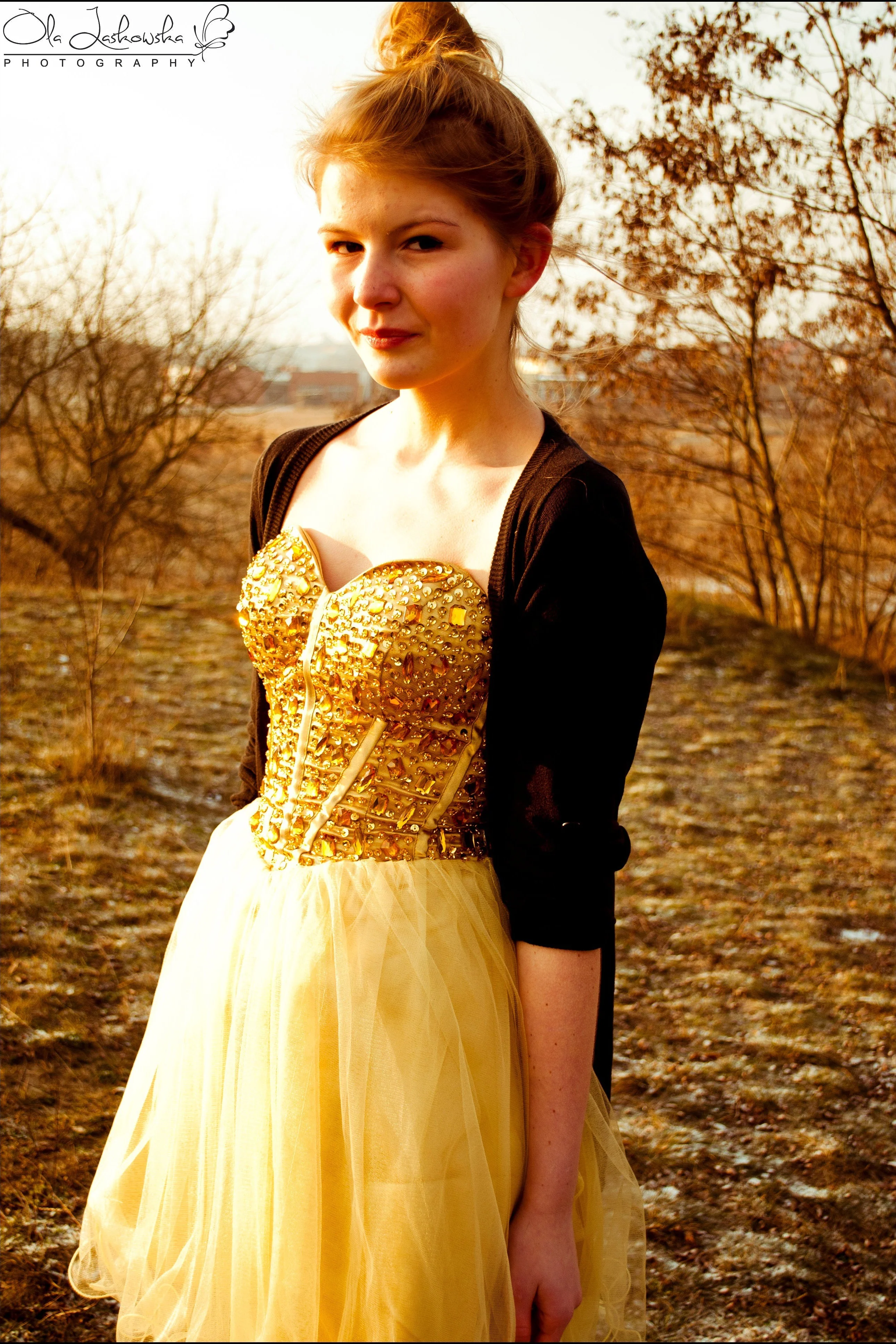 A-line Sweetheart Knee Length Tulle Rhinestone Homecoming Dress - Image 3