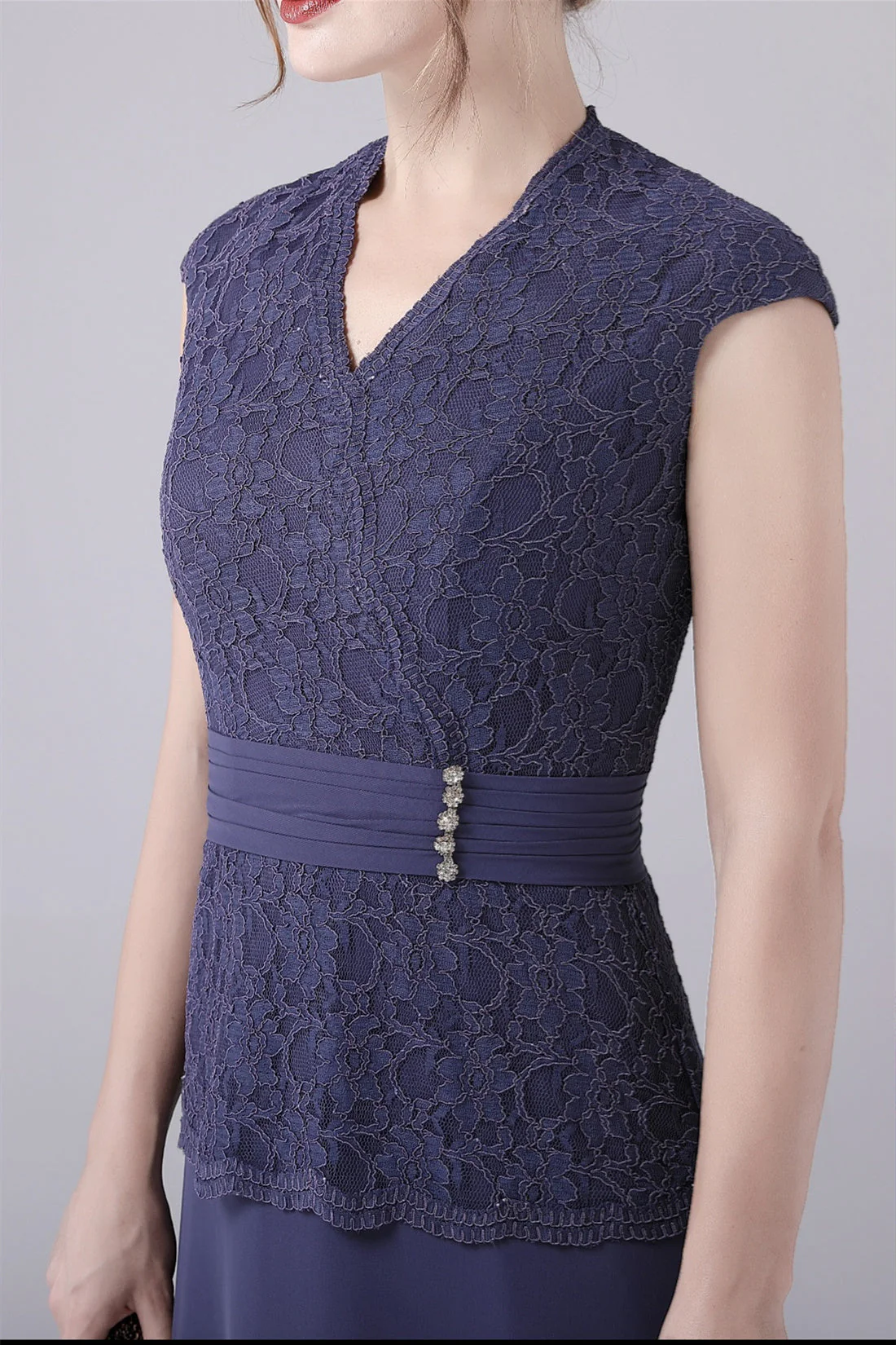 A-Line V-neck Floor Length Sleeveless Vintage mother's dress - Image 3