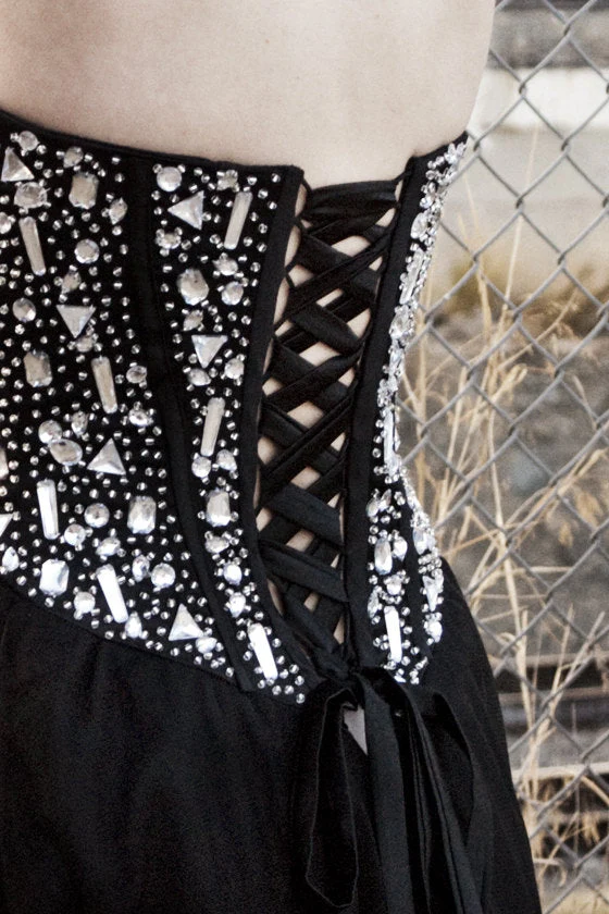 A-line V-neck Floor Length Tulle Rhinestone Corset Prom Dress - Image 5