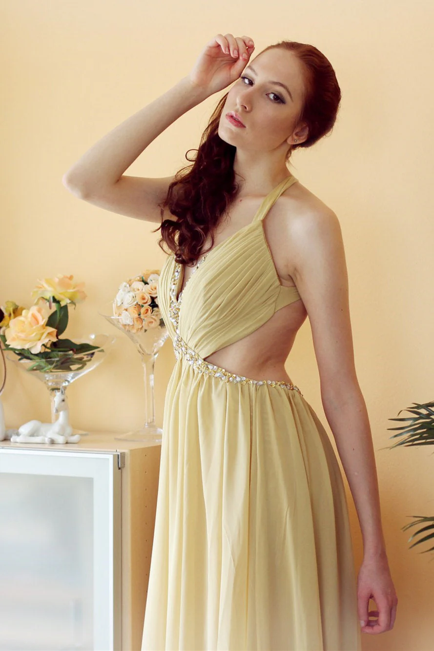A-line V-neck Halter Floor Length Chiffon Rhinestone Backless Prom Dress - Image 4