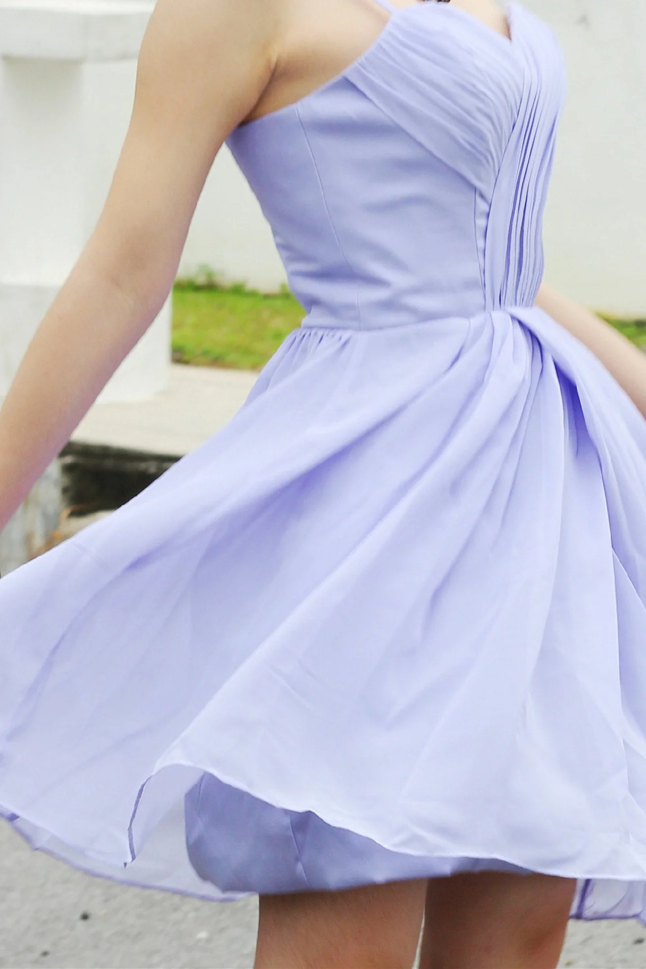 A-line V-neck Spaghetti Strap Knee Length Chiffon Pleated Prom Dress - Image 4