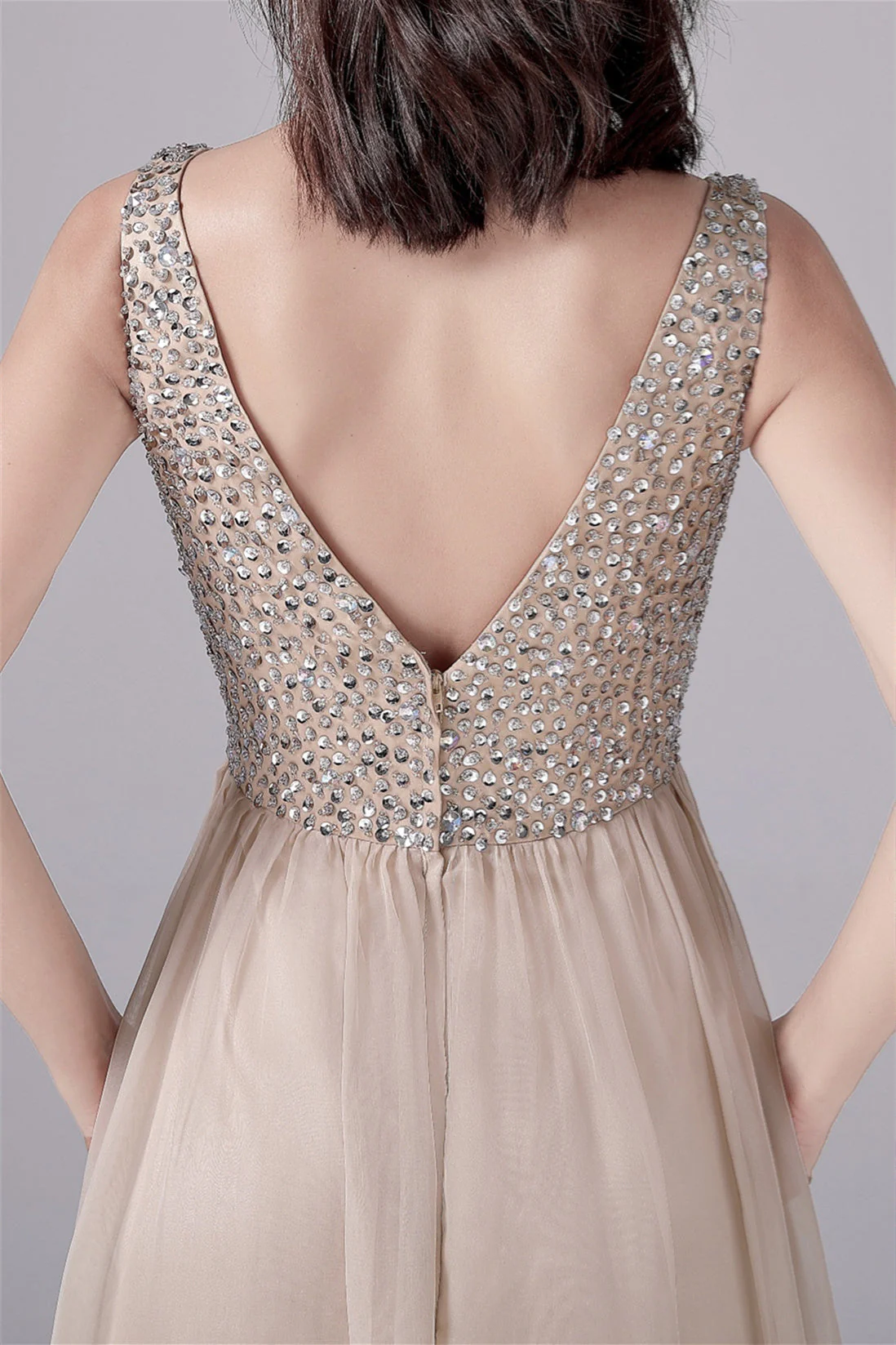 A-Line V-neck strap Sequined Floor Length Sleeveless Backless mother's dress - Image 2