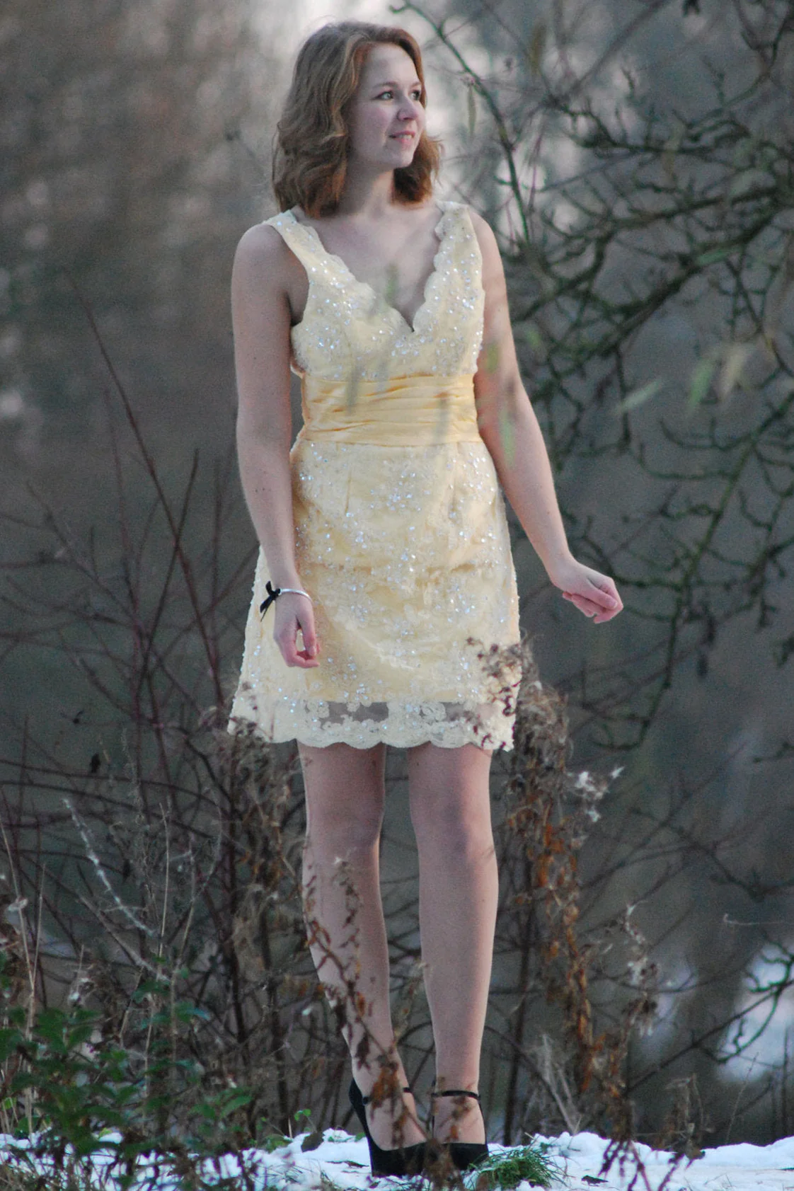 A-line V-neck Wide Strap Knee Length Organza Lace Rhinestone Prom Dress - Image 4