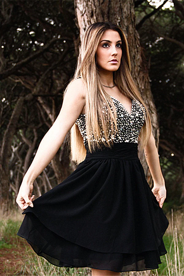 A-line Wide Strap V-neck Knee Length Tulle Rhinestone Prom Dress - Image 4