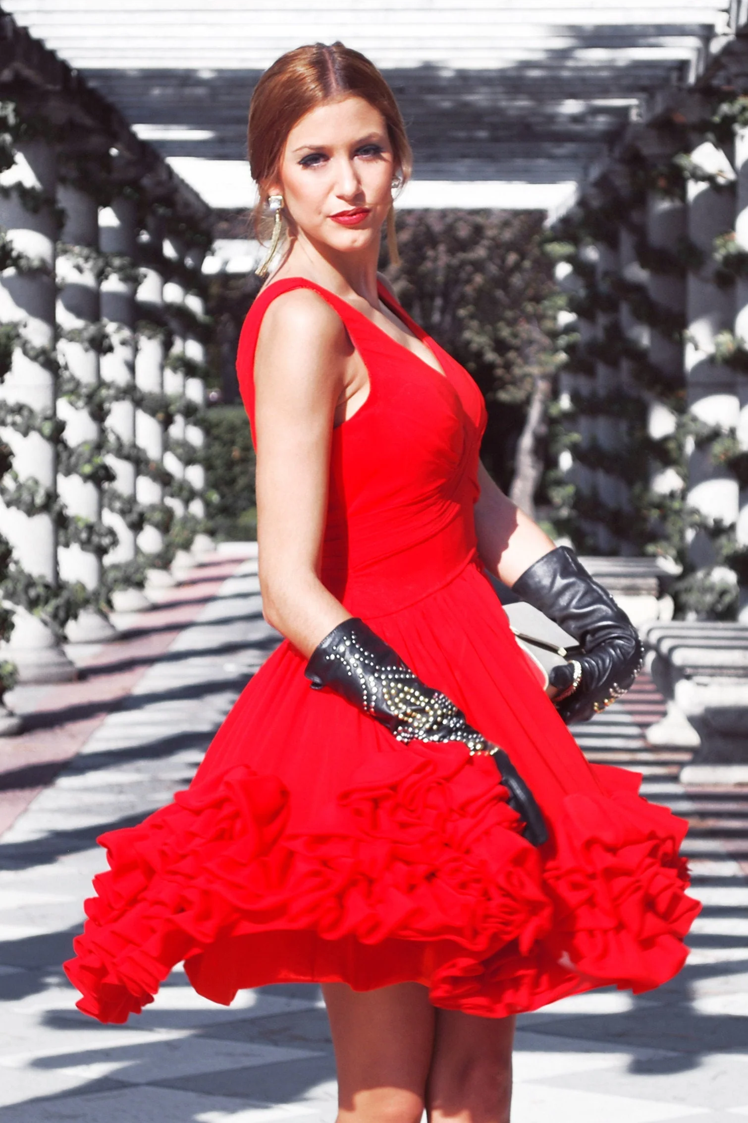 A-line Wide Strap V-neck Knee Length Chiffon Multi Layer Prom Dress - Image 8