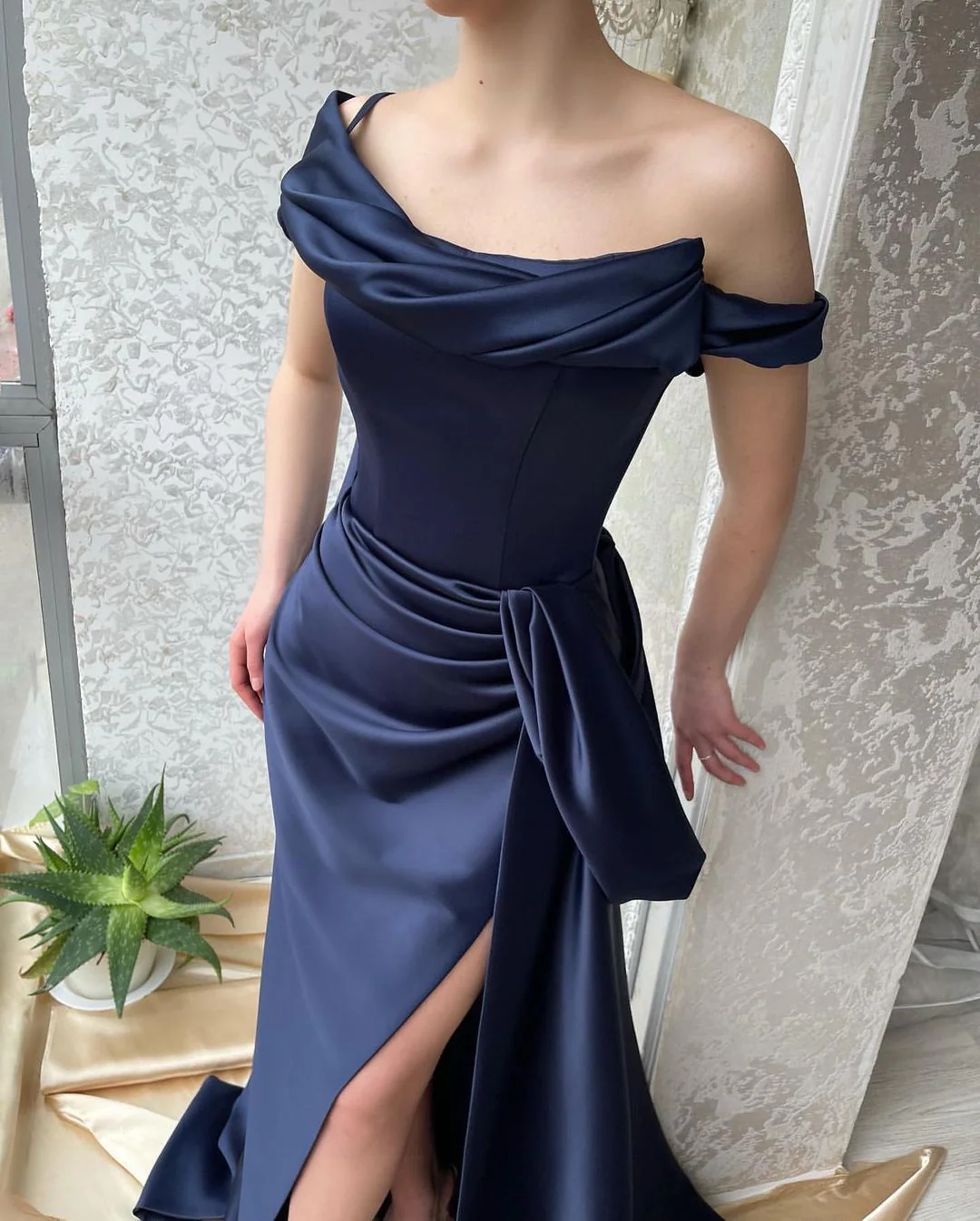 Amazing Long Navy Off-the-Shoulder Mermaid Prom Dresses Long Slit Online - Image 4