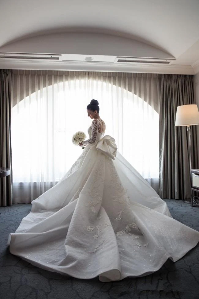 AmazingMermaid Lace Bowknot Wedding Bride Dress Detachable Overskirt Sleeve Bridal Dress - Image 4