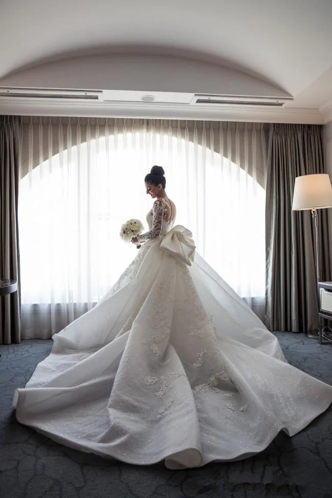 AmazingMermaid Lace Wedding Dress with Sleeves Bowknot Detachable Overskirt Bride Dress - Image 4