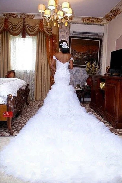 AmazingOff the Shoulder Lace Wedding Dress Mermaid Ruffless Bridal Gowns - Image 3