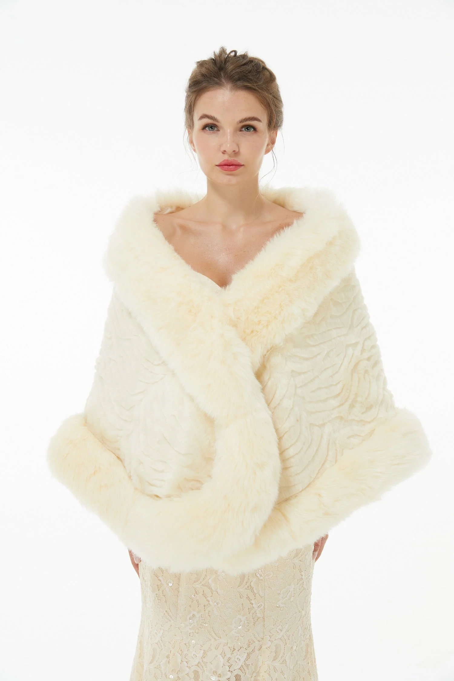 Amber - Winter Faux Fur Wedding Wrap - Image 2
