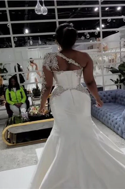 Asymmetrical Mermaid High Split One Shoulder Floor-length Long Sleeve Open Back Appliques Lace Wedding Dresses - Image 2
