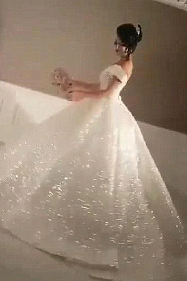 Ball Gown Off-the-Shoulder Sequined Floor-length Sleeveless Wedding Dress - Image 4