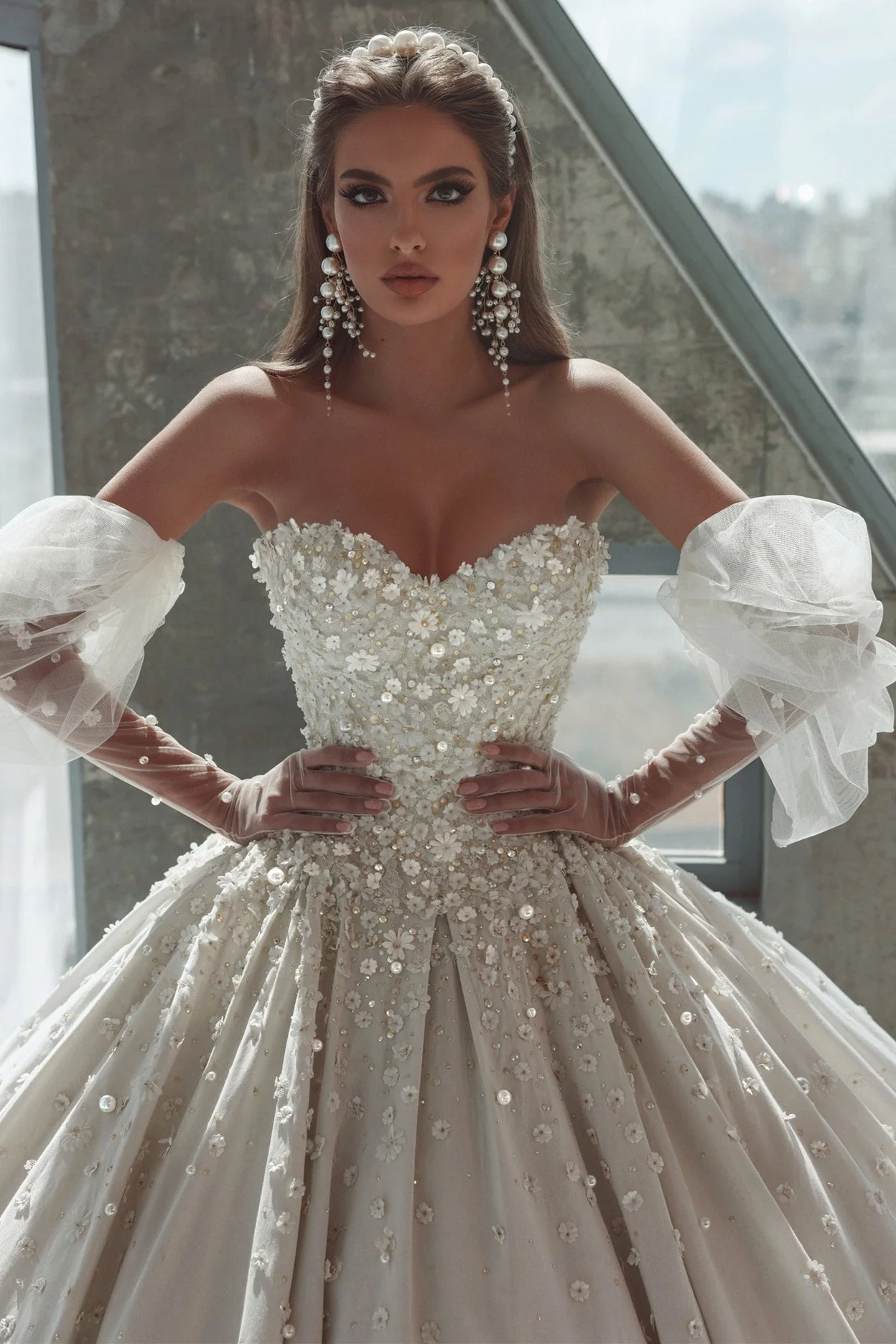 Ball Gown Sequined Strapless Sweetheart Gloves Floor-length Sleeveless Open Back Wedding Dress - Image 2