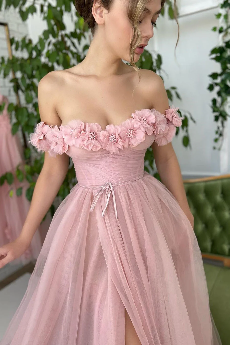 Ball Gown Strapless High Split Sequined Flower Floor-length Vintage Prom Dress - Image 3