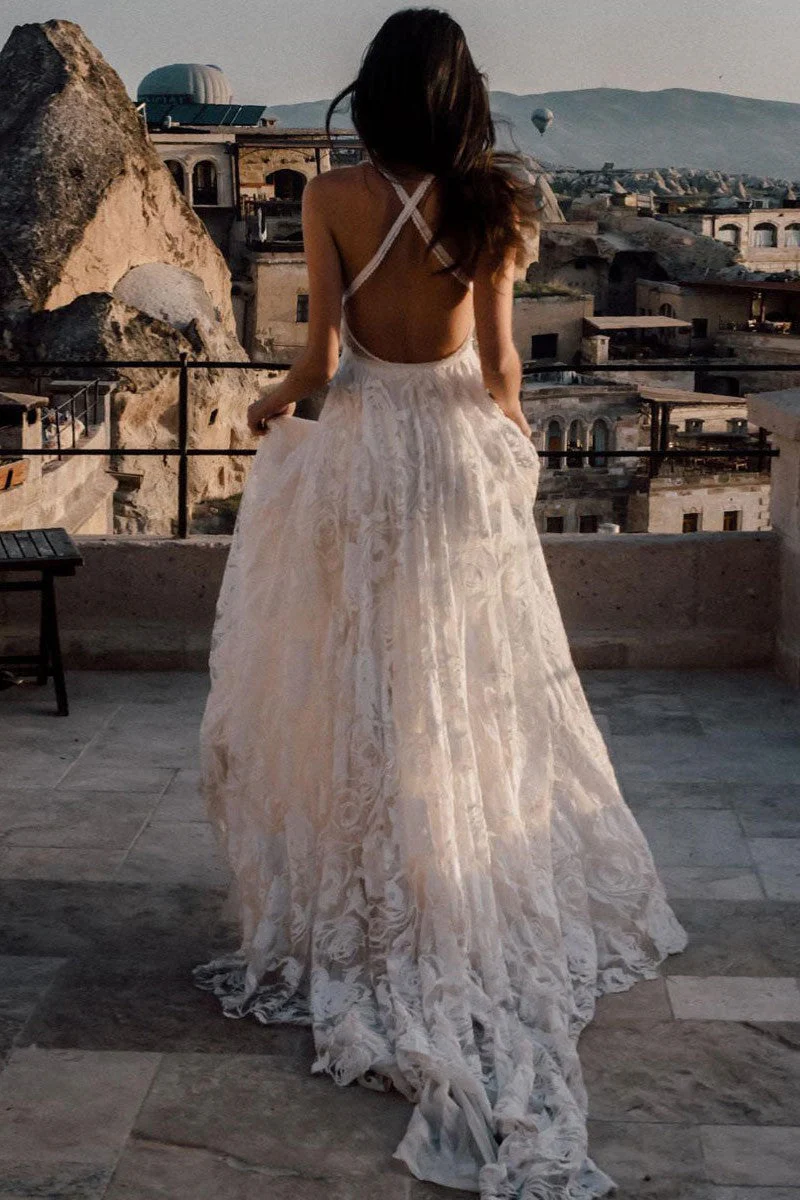 Beach Wedding Dress With Chapel Train White Chic V-Neck Sleeveless Sexy Backless Lace Split Long Bridal Gowns - Image 4