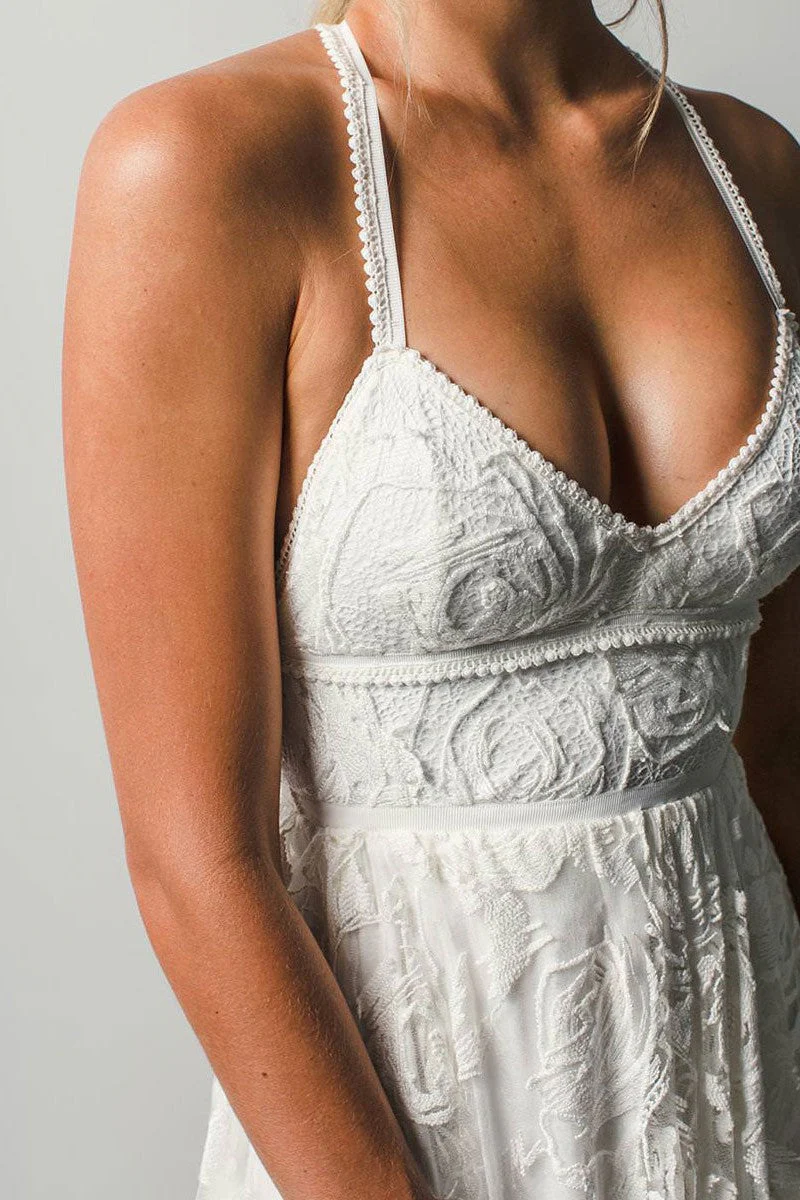 Beach Wedding Dress With Chapel Train White Chic V-Neck Sleeveless Sexy Backless Lace Split Long Bridal Gowns - Image 6
