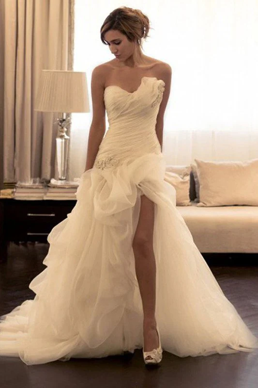 Beading Organza Sweep Train Sweetheart Sleeveless Ball Gown Wedding Dresses - Image 2
