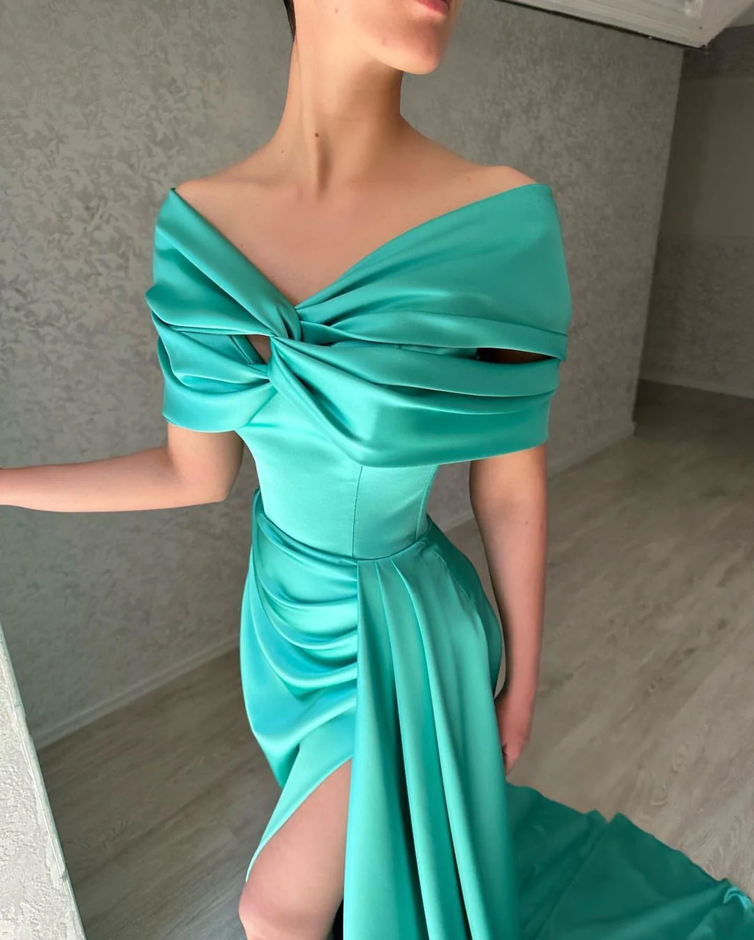 Elegant Long Off-the-Shoulder Prom Dresses Long Slit Online - Image 3