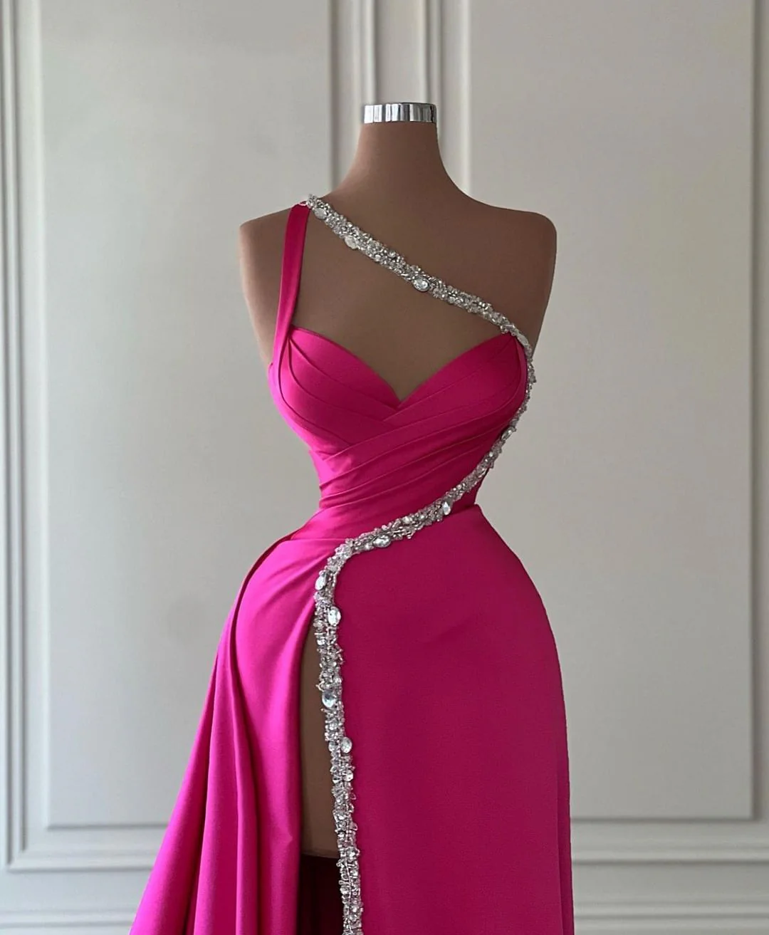 Elegant Long Fuchsia One Shoulder Jewels Sleeveless Prom Dresses Long Slit Online - Image 2