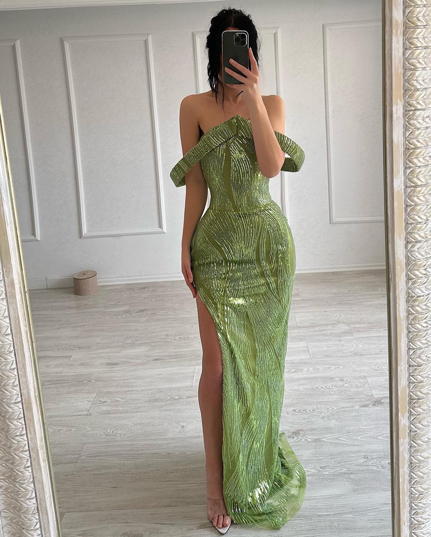 Fabulous Mermaid Sleeveless Satin Sequined Split Limegreen Prom Dress - Image 2