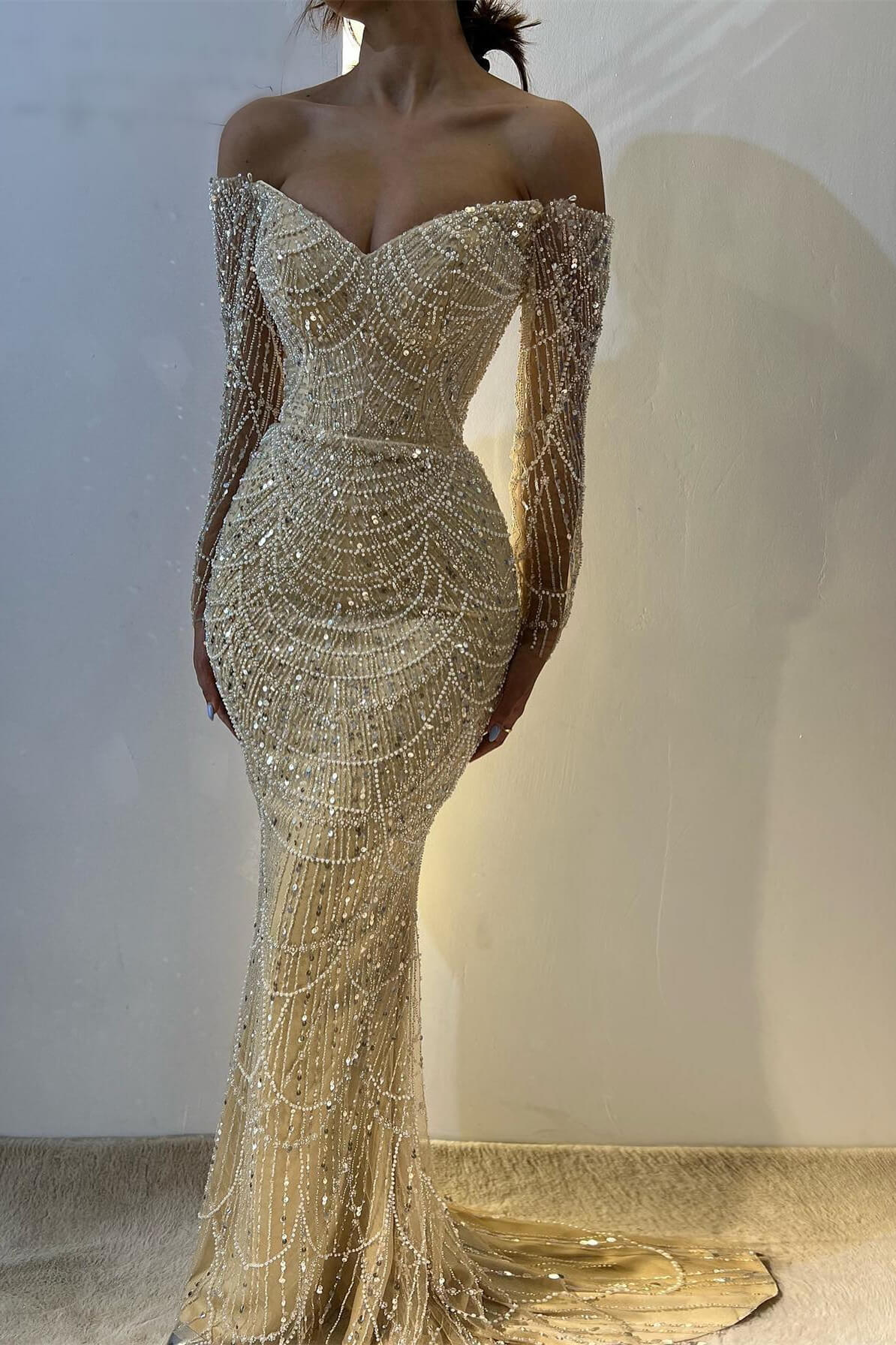 Beautiful Off-the-Shoulder Long Sleeves Prom Dress Mermaid Pearls With Beads - Image 4