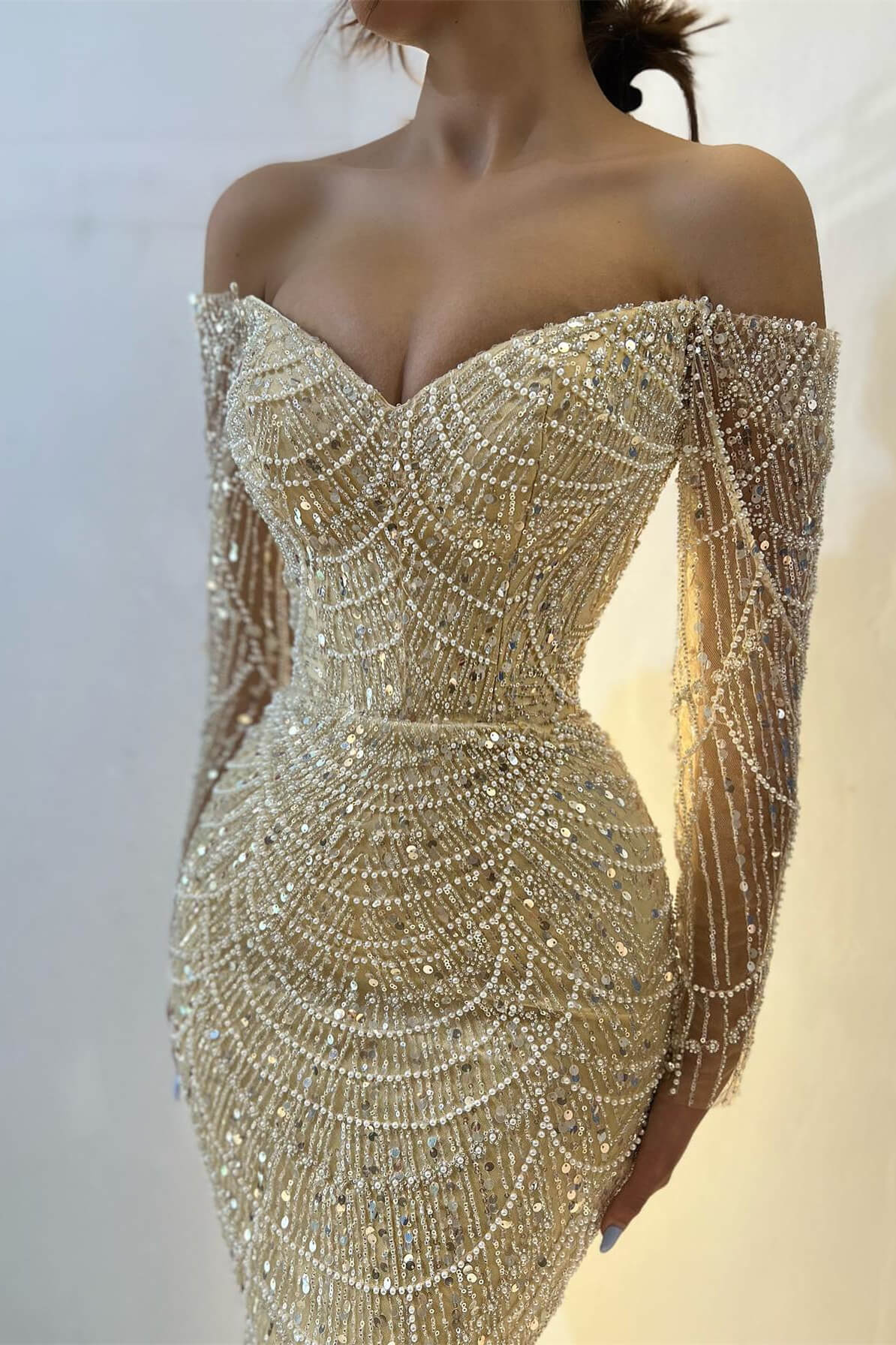 Beautiful Off-the-Shoulder Long Sleeves Prom Dress Mermaid Pearls With Beads - Image 5