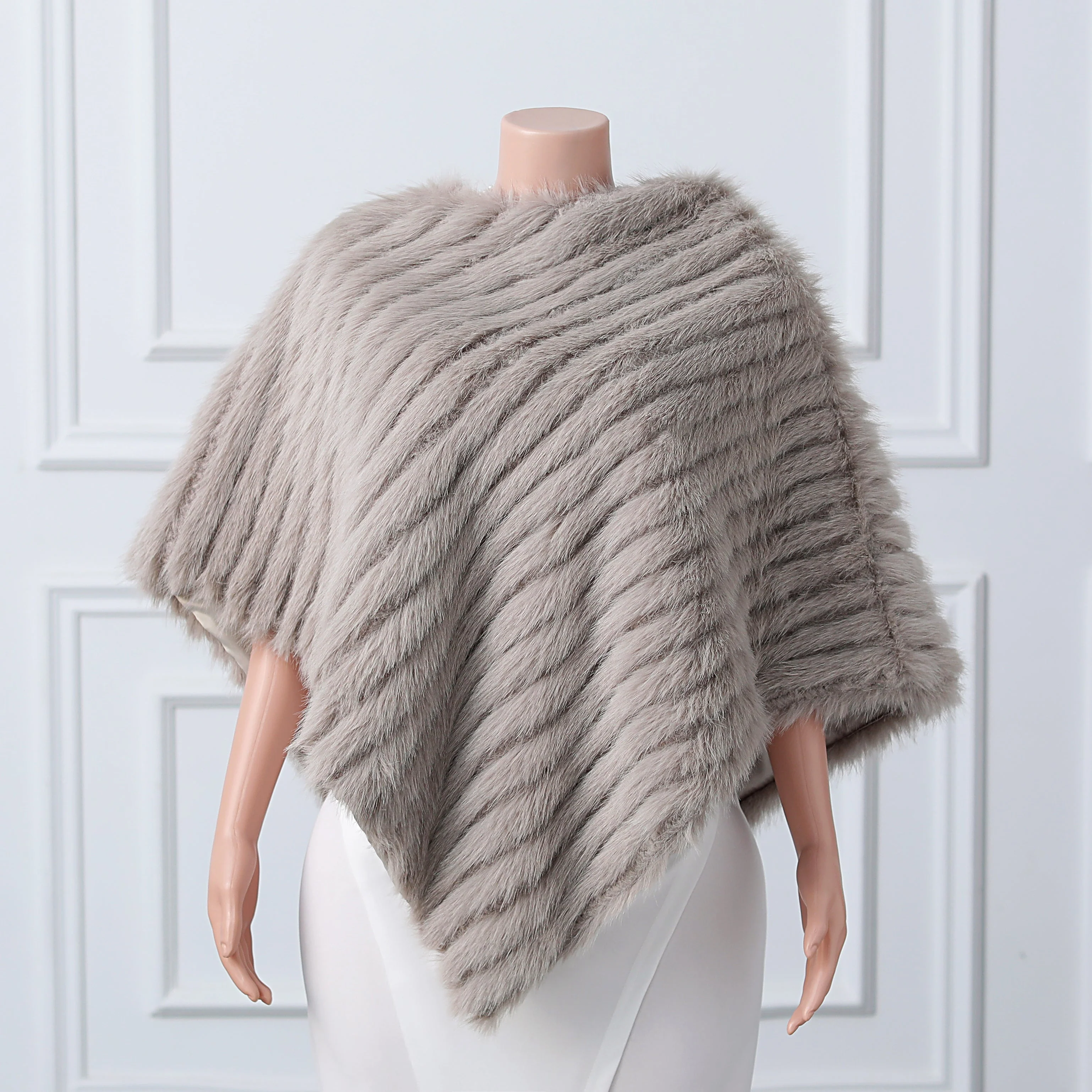Beige Vertical Look Winter Wedding Shawl - Image 13