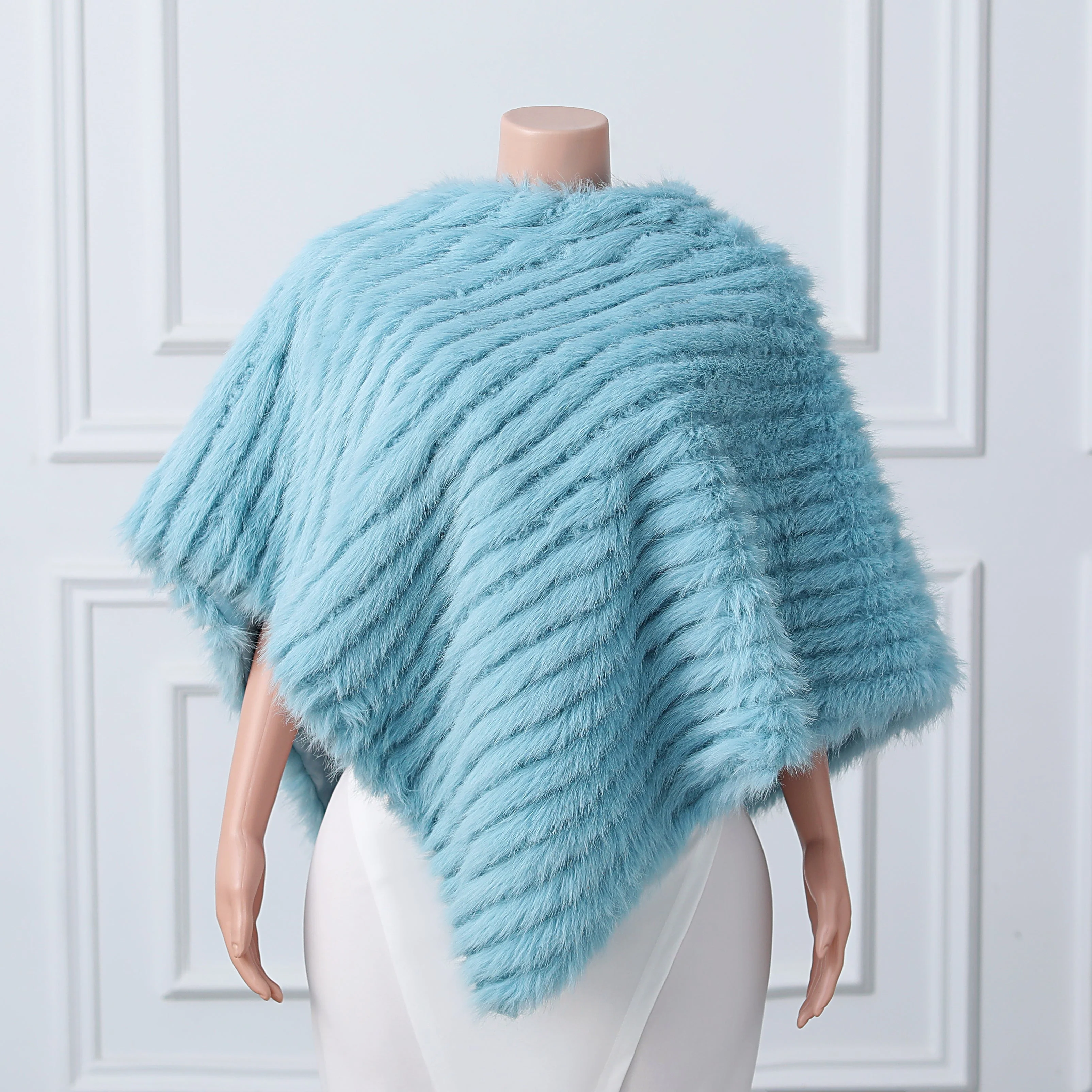 Beige Vertical Look Winter Wedding Shawl - Image 15