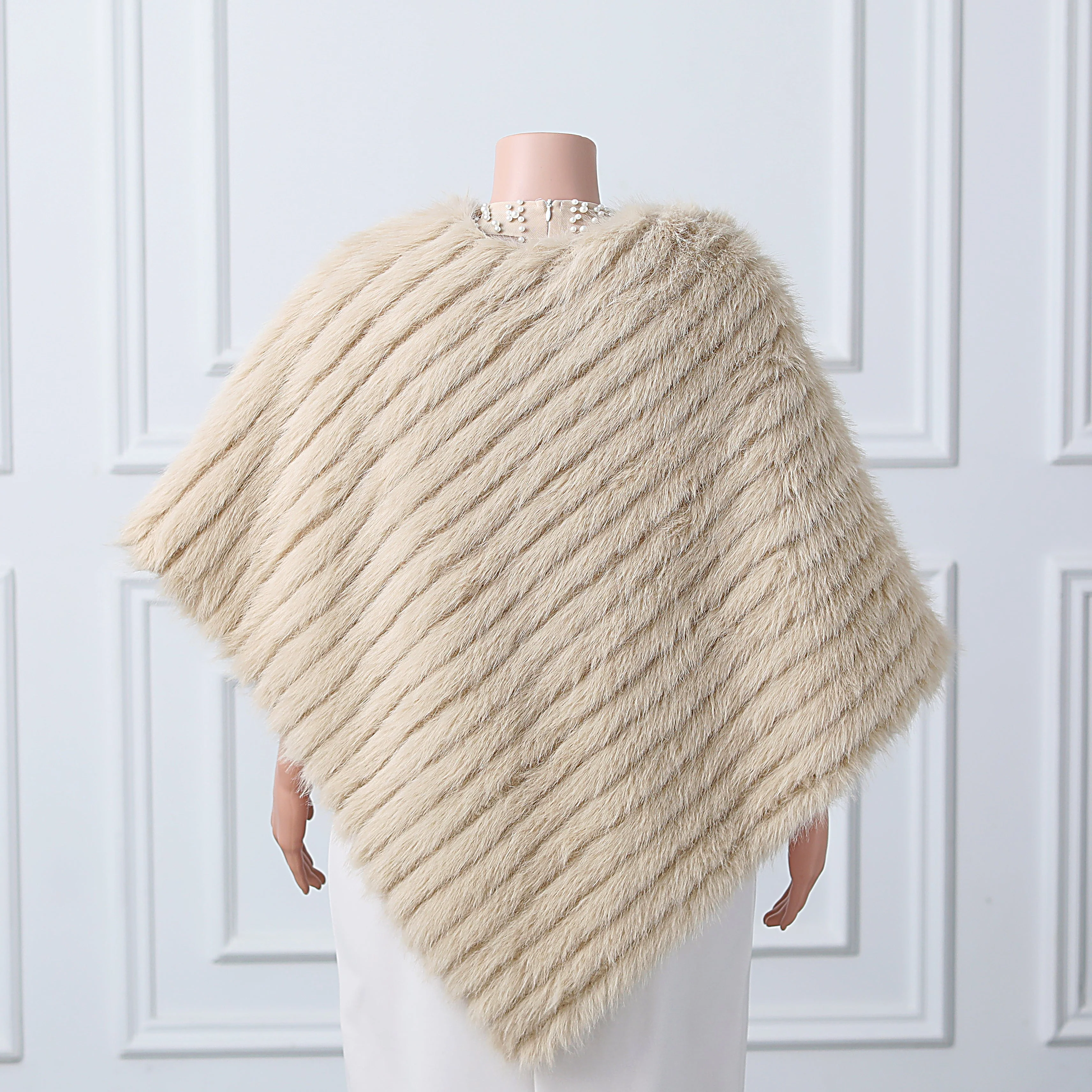 Beige Vertical Look Winter Wedding Shawl - Image 7