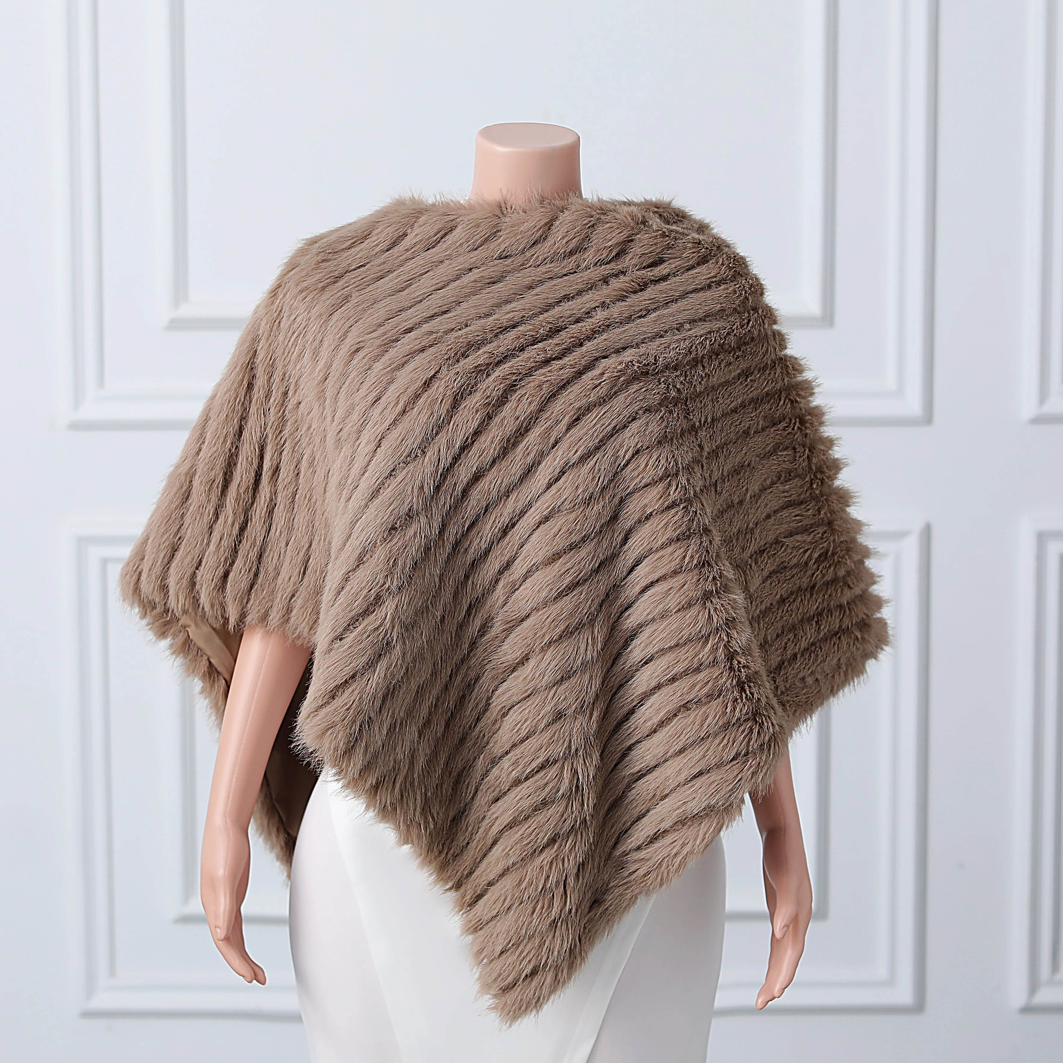 Beige Vertical Look Winter Wedding Shawl - Image 9
